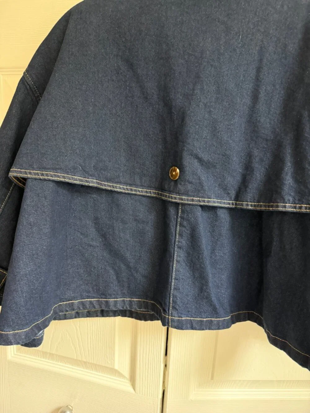 Cape-like denim jacket - Picture 10 of 13